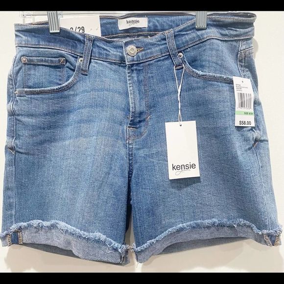 Kensie Pants - NWT KENSIE roll and fray denim jean shorts - 8/29